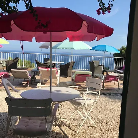Bed & Breakfast Villa Louisette Rayol-Canadel-sur-Mer